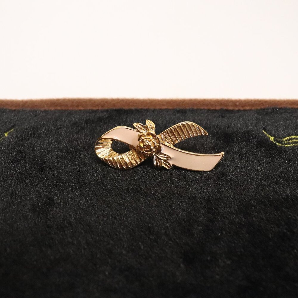 Avon Breast Cancer Awareness Pin Gold Tone